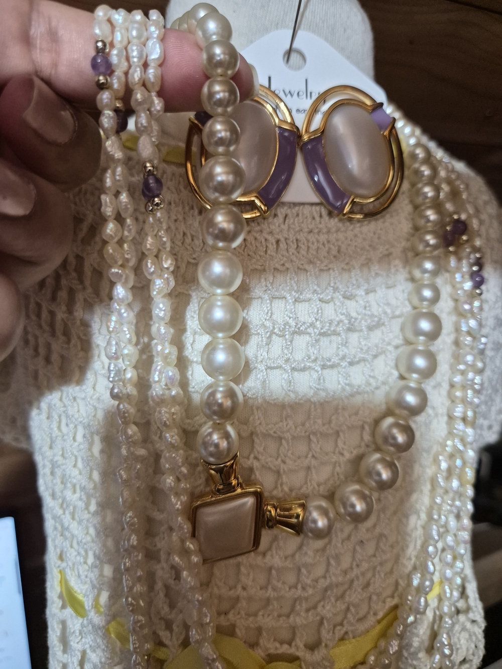2 Napier Pearl and Gold-Tone Necklace with Lavender Accents - Picture 2 of 8
